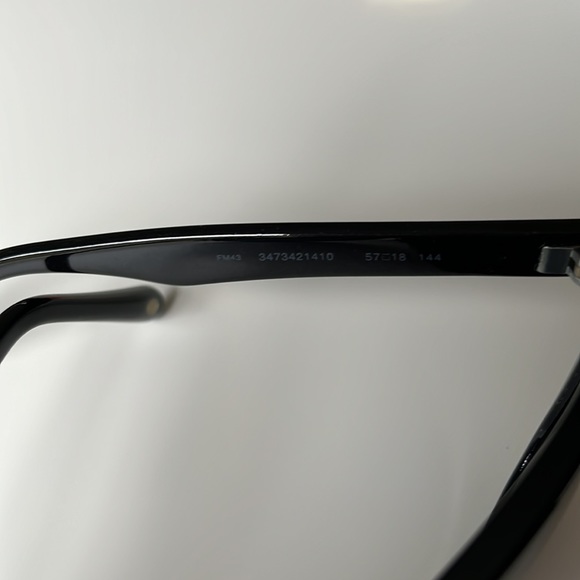 Fossil Sunglasses - Picture 2 of 4